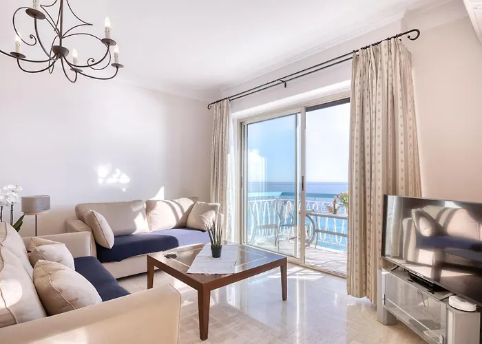 Horizon Blue Lux דירה